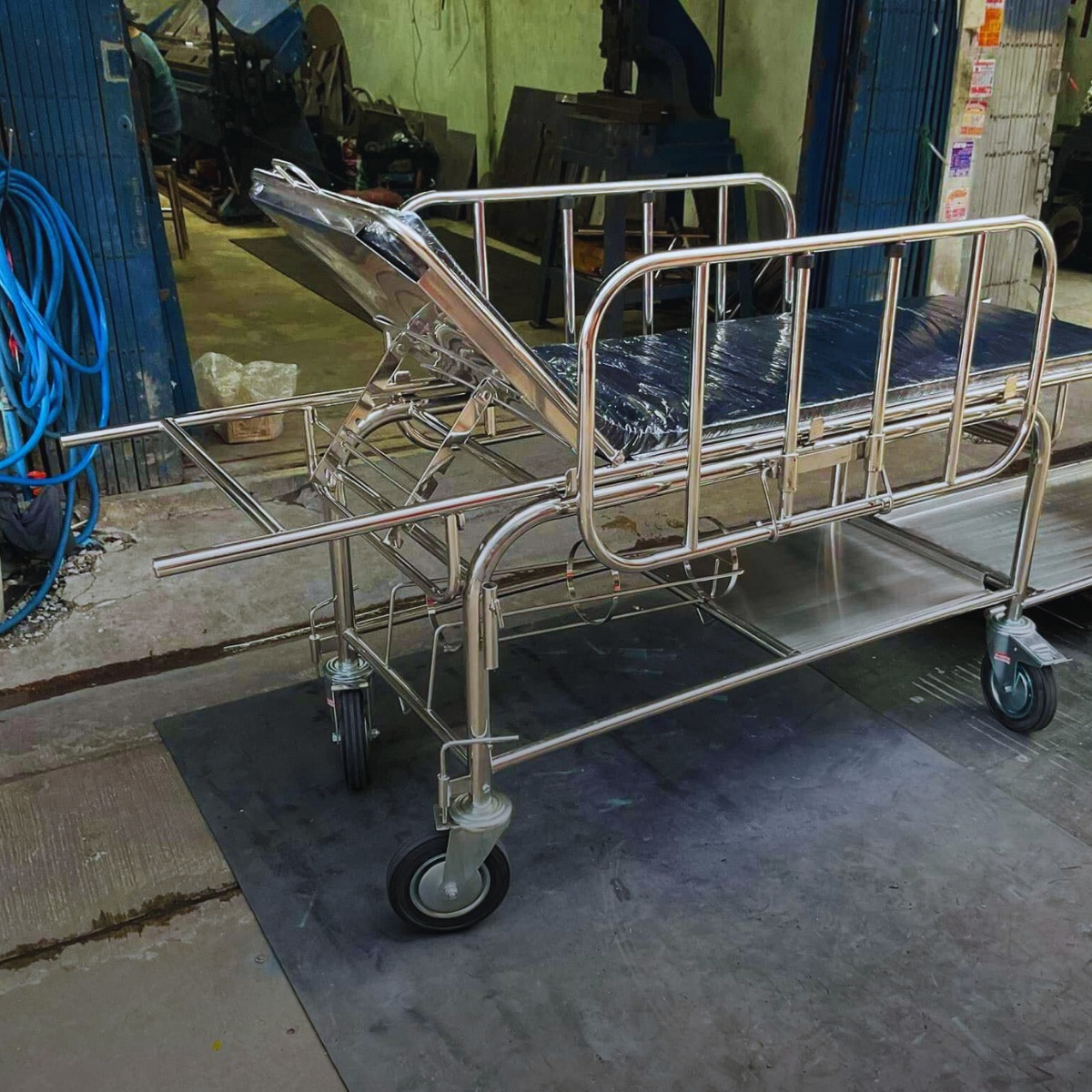 รถเข็นเปลหามผู้ป่วย